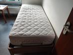 1 persoonsbed - elektrisch- met matras en lattenbodem, Ophalen, Zo goed als nieuw