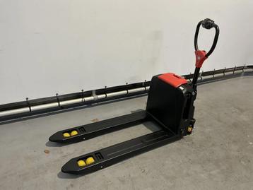 EP F4 Li-ion pallettruck met zwenkwielen (bj 2025) beschikbaar voor biedingen