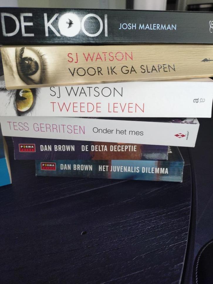 Verschillende titels misdaad, detective, Boeken, Overige Boeken, Gelezen, Ophalen