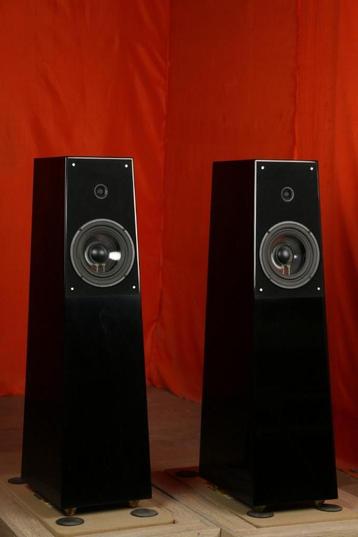 Verity Audio Tamino X2 TRADE.TRADED IN DAMAGE*  disponible aux enchères