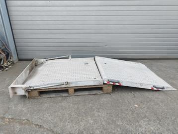 Aluminium opvouwbare oprijplaat voor bestelwagen 240x100 cm beschikbaar voor biedingen