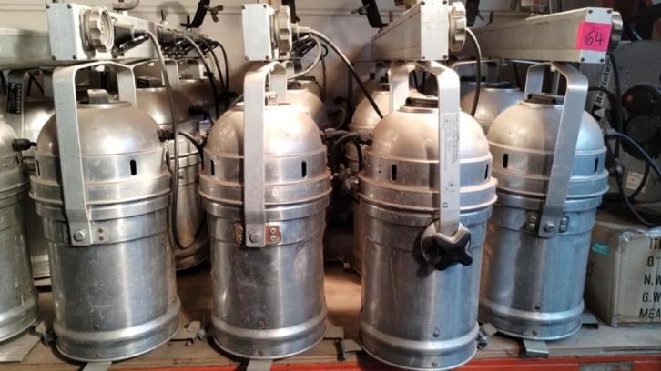 LIQUIDATIE - LOT OF PAR 64 + PAR 56 - Podiumverlichting, Muziek en Instrumenten, Licht en Laser, Gebruikt, Ophalen