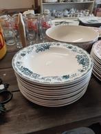 12€/pièce * Assiettes creuses Royal Boch Décor Sorbier bleu, Ophalen, Keramiek, Nieuw, Bord(en)