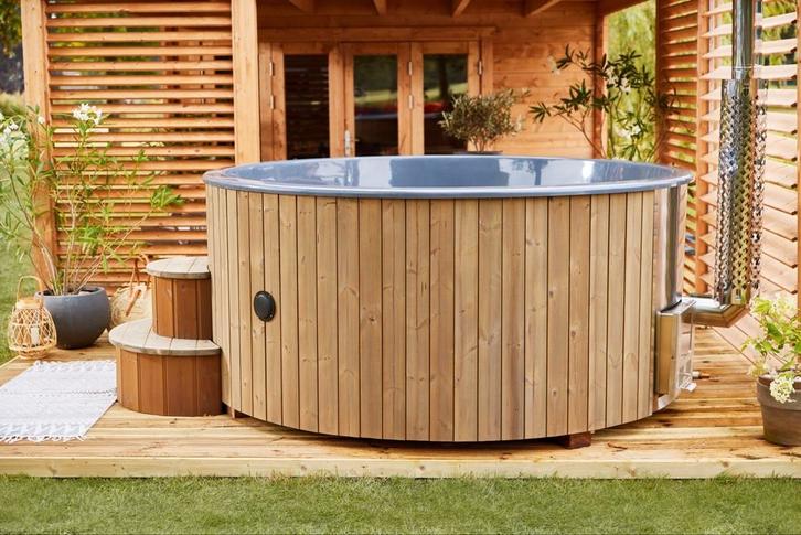 Hottub Deluxe Ø200 cm Thermowood top product!, Tuin en Terras, Bubbelbaden en Hottubs, Zo goed als nieuw, Vast, Afdekzeil, Trap