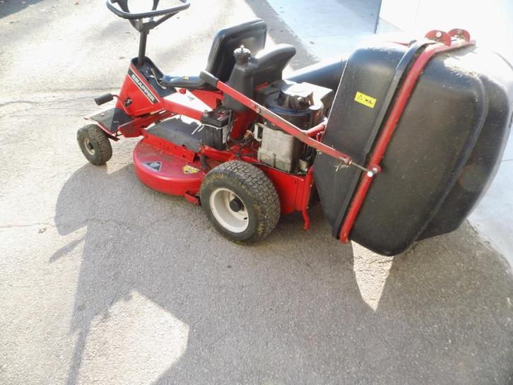 Snapper 13 pk grasmaaier tractor in uitstekende staat, Tuin en Terras, Zitmaaiers, Zo goed als nieuw, Minder dan 90 cm, Elektrische starter
