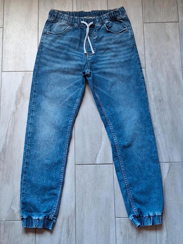 ★ M152 - Jeansbroek, Kinderen en Baby's, Kinderkleding | Maat 152, Zo goed als nieuw, Jongen, Broek, Ophalen of Verzenden