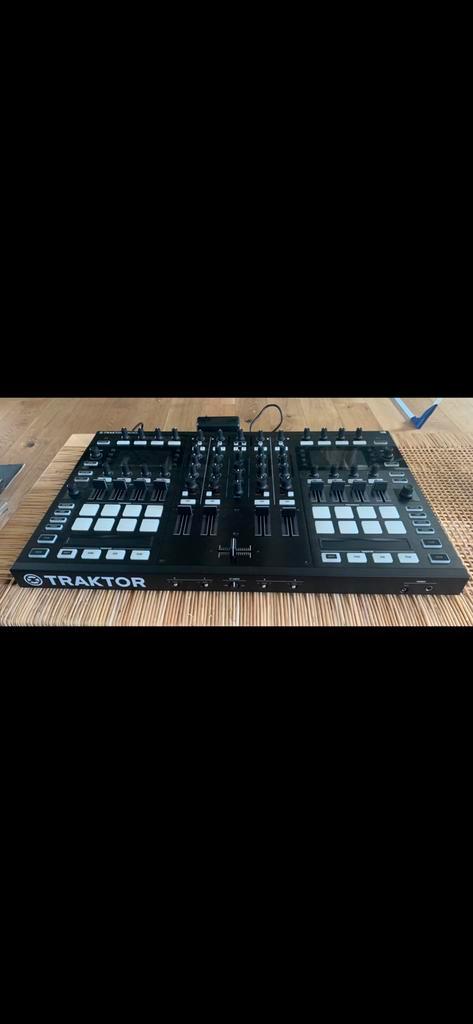 Native Instrument - Traktor Kontrol S8, Musique & Instruments, Équipement Midi, Enlèvement ou Envoi