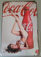 Metalen wandbord 20 cm x 30 cm Pin-up Coca-Cola, Verzamelen, Merken en Reclamevoorwerpen, Nieuw, Verzenden