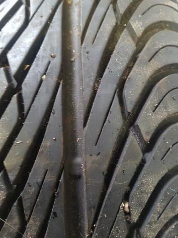 Band  185/65R14 beschikbaar voor biedingen