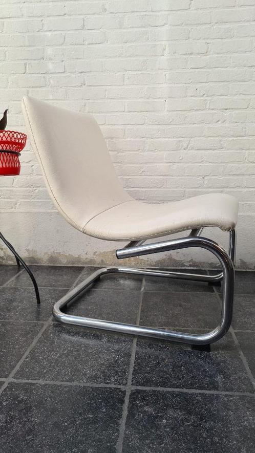 design stoel, wit leer , verchroomd stalen buisframe, Antiek en Kunst, Antiek | Meubels | Stoelen en Sofa's, Ophalen