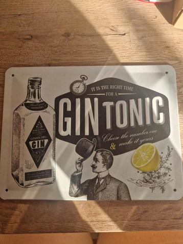 Gin tonic Wandbord - Metaal - 15 x 20 cm beschikbaar voor biedingen