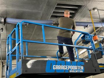 Herstellingen voor alle kapotte garagepoorten, groot of klei beschikbaar voor biedingen