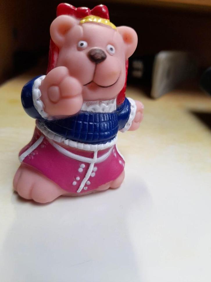 Klein popje van een berin in rubber, Verzamelen, Poppetjes en Figuurtjes, Gebruikt, Ophalen of Verzenden