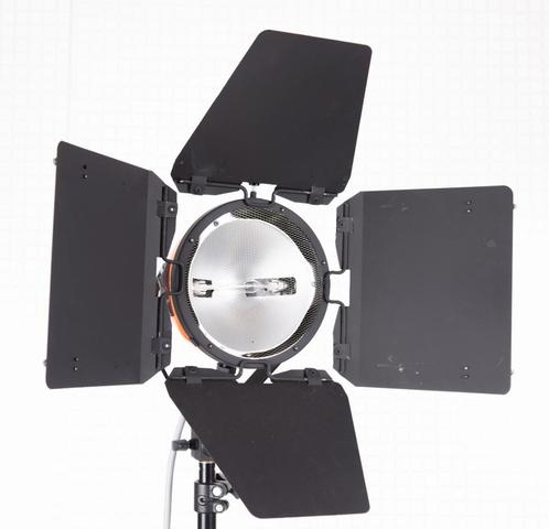 studio verlichting Ianiro, Audio, Tv en Foto, Fotografie | Fotostudio en Toebehoren, Zo goed als nieuw, Lamp of Flitsset, Ophalen