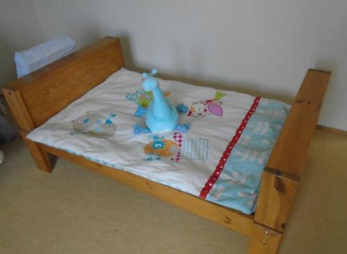 Massief grenenhouten kinderbed+matras+lattenbodem OMVORMBAAR, Kinderen en Baby's, Kinderkamer | Bedden, Gebruikt, Lattenbodem