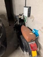 Vespa PX LML Star Deluxe 125, Scooter, Permis Moto A1 minimum, Particulier, 1 cylindre