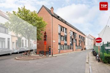 Appartement te koop in Gent, 12 slpks beschikbaar voor biedingen