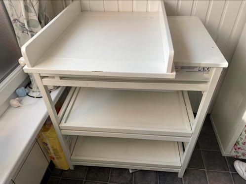 Luiertafel met bad, Kinderen en Baby's, Badjes en Verzorging, Gebruikt, Aankleedkussen, Overige merken, Standaard, Ophalen