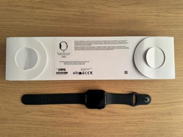 Apple Watch SE (2nd Gen) 40mm Midnight GPS (excellent état) beschikbaar voor biedingen