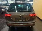 Volkswagen Tiguan 2.0 TDI SCR * R LINE * GAR 12 MOIS * 1ER P, Auto's, Automaat, Gebruikt, 4 cilinders, 146 g/km