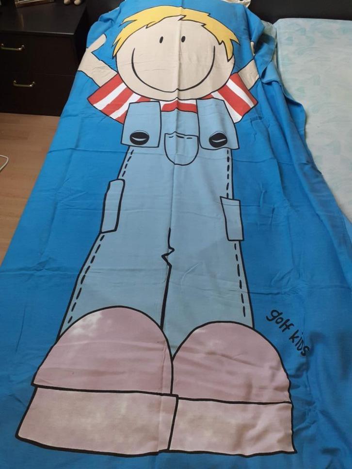 Housse de couette garçon 140 x 200 ou jumeaux (Fille Garçon), Enfants & Bébés, Chambre d'enfant | Linge de lit, Comme neuf, Housse de couette