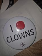 Badge I love clowns, Envoi