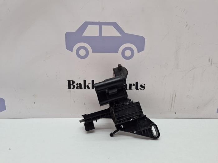 Stroomverdeler van een BMW 1-Serie, Auto-onderdelen, Motor en Toebehoren, BMW, Gebruikt, 3 maanden garantie