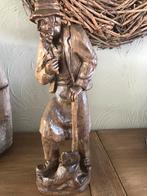 Oude man uitgesneden uit hout, Antiek en Kunst, Ophalen of Verzenden