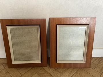 2 identieke vintage fotokaders beschikbaar voor biedingen
