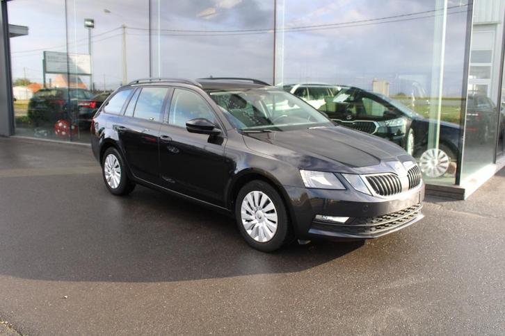 SKODA OCTAVIA BREAK 1.0TSI-TREKHAAK-SMARTL, Auto's, Skoda, Bedrijf, Te koop, Octavia, Airbags, Airconditioning, Apple Carplay