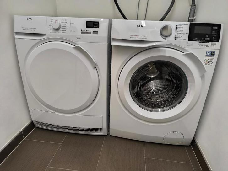 AEG 7000 Series wasmachine en droogkast, Elektronische apparatuur, Was-droogcombinaties, Zo goed als nieuw, Ophalen