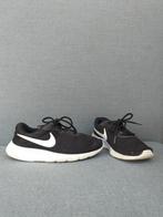 Nike maat 37,5, Kleding | Dames, Schoenen, Nike, Ophalen, Zo goed als nieuw, Sneakers