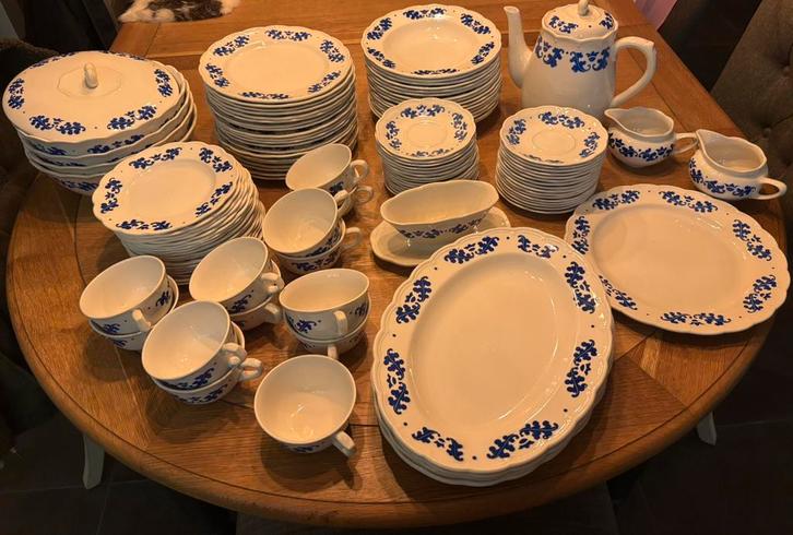 Servies Boch eikenblad, Antiek en Kunst, Antiek | Servies compleet, Ophalen