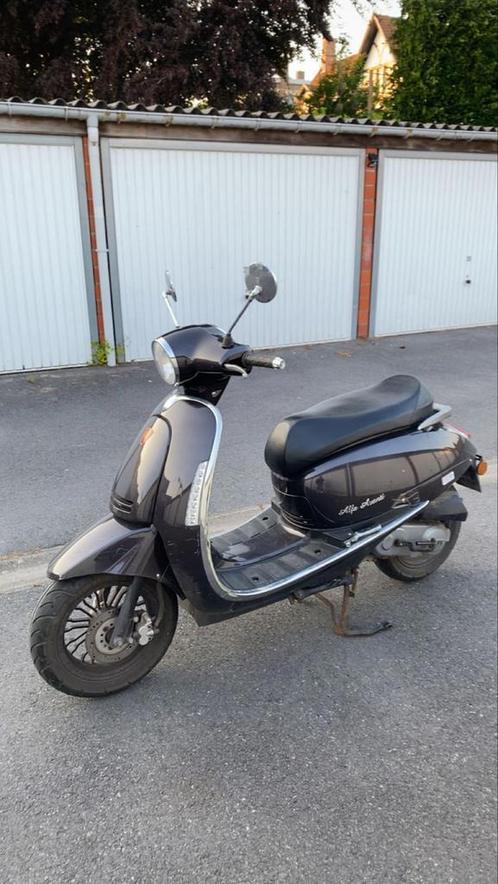 Alfa Avanti Scooter, Fietsen en Brommers, Snorfietsen en Snorscooters, Gebruikt, Overige merken, Benzine, Ophalen