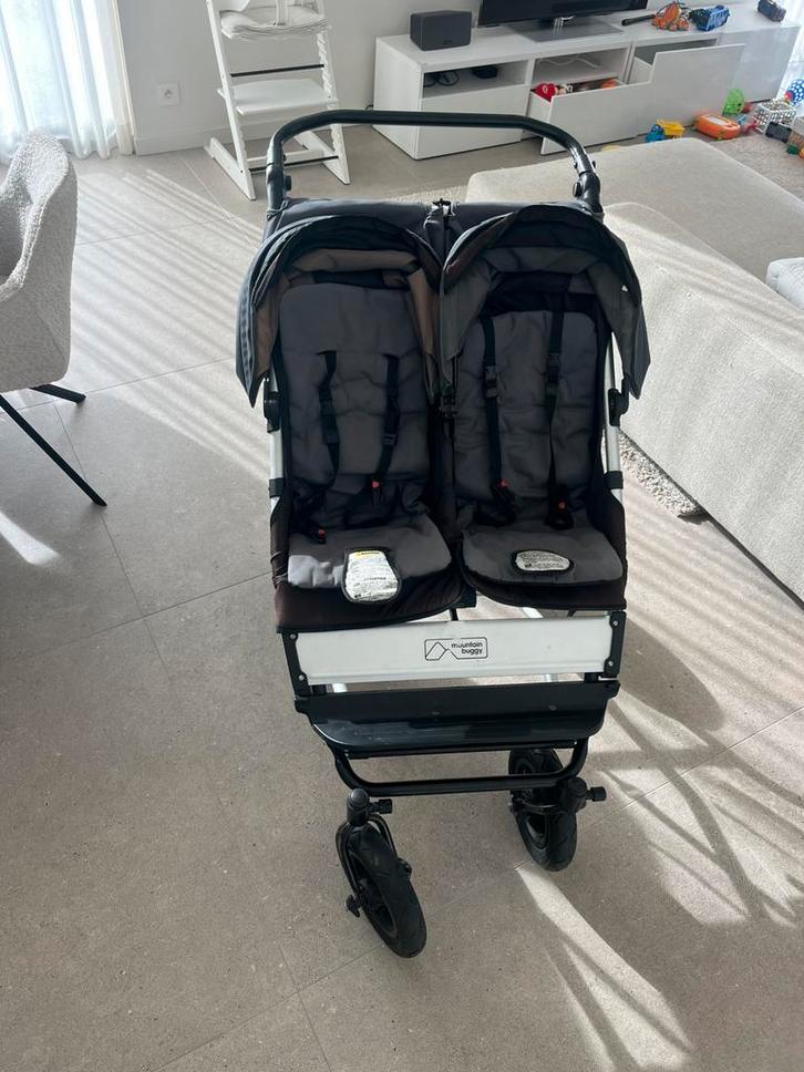 Mountain Buggy Duet, Kinderen en Baby's, Tweelingen en Meerlingen, Gebruikt, Kinderwagen of Buggy, Ophalen