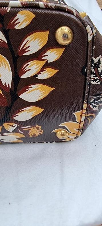 Prada Saffiano floral handtas, in nieuwe staat