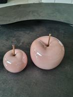 2 decoratieve appels, Huis en Inrichting, Ophalen, Zo goed als nieuw