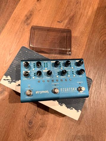 Strymon Nightsky incl Decksaver beschikbaar voor biedingen
