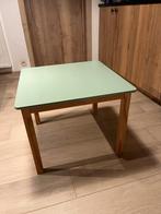 Kinder tafeltje met 2 stoeltjes, Kinderen en Baby's, Kinderkamer | Tafels en Stoelen, Ophalen, Zo goed als nieuw