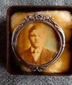 Te koop: Oude zilveren art nouveau fotobroche., Antiek en Kunst, Ophalen