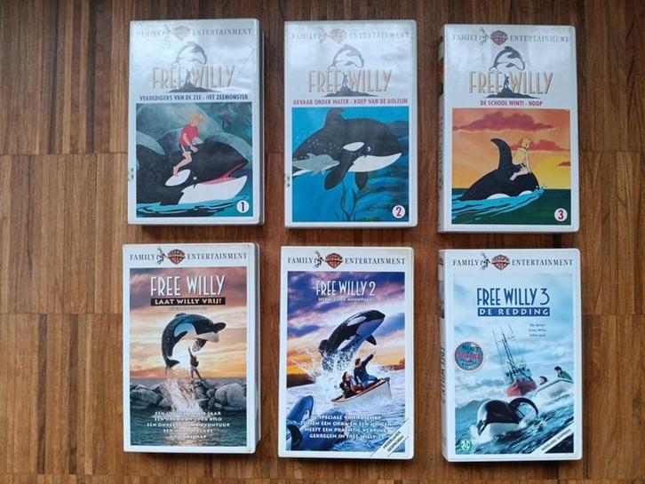 Free Willy: 3x film en 3x tekenfilm, Cd's en Dvd's, VHS | Film, Zo goed als nieuw, Overige genres, Alle leeftijden, Ophalen of Verzenden