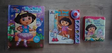 Set van 3 DORA boeken.