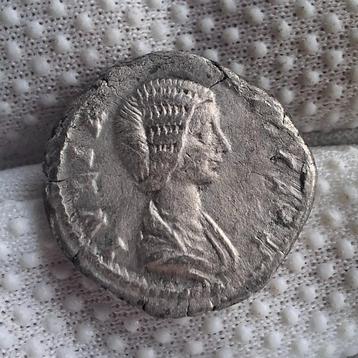Julia Maesa (Augusta, 218–224/5). Denarius. beschikbaar voor biedingen