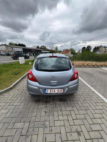 Opel corsa d 139 000 km, Autos, Argent ou Gris, Achat, Boîte manuelle, 5 places