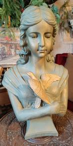 Buste meisje met vredesduif te koop., Antiquités & Art, Art | Sculptures & Bois, Enlèvement ou Envoi