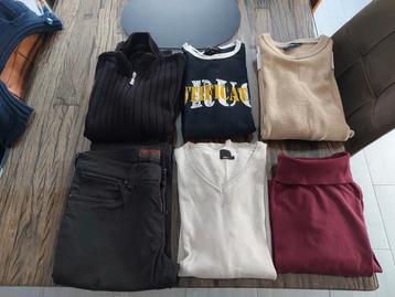 lot vêtements garçon T small beschikbaar voor biedingen