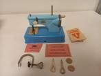 casige antiek kinder naaimachine met doos, Ophalen of Verzenden