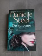 Danielle Steel - De spionne, Boeken, Gelezen, Danielle Steel, Ophalen of Verzenden, Amerika