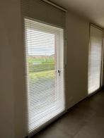 2 Jaloezieën in wit, Huis en Inrichting, Stoffering | Gordijnen en Lamellen, Ophalen, Gebruikt, 100 tot 150 cm, 200 cm of meer