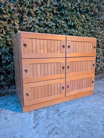 Toffe vintage ladenkast beschikbaar voor biedingen